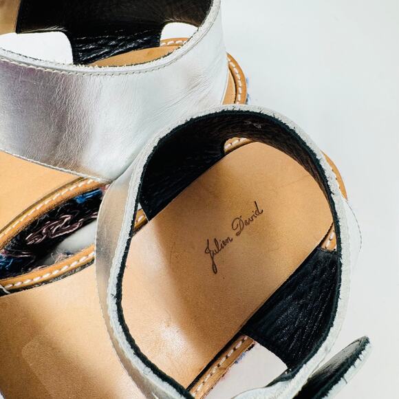 John David Silver Platform Sandals 38 Chunky Embroidered Sole Festival Shoe - Picture 3 of 12